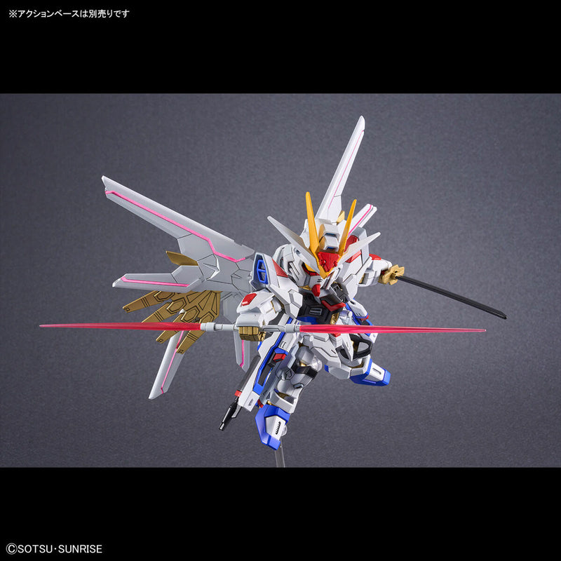 SDCS Mighty Strike Freedom Gundam