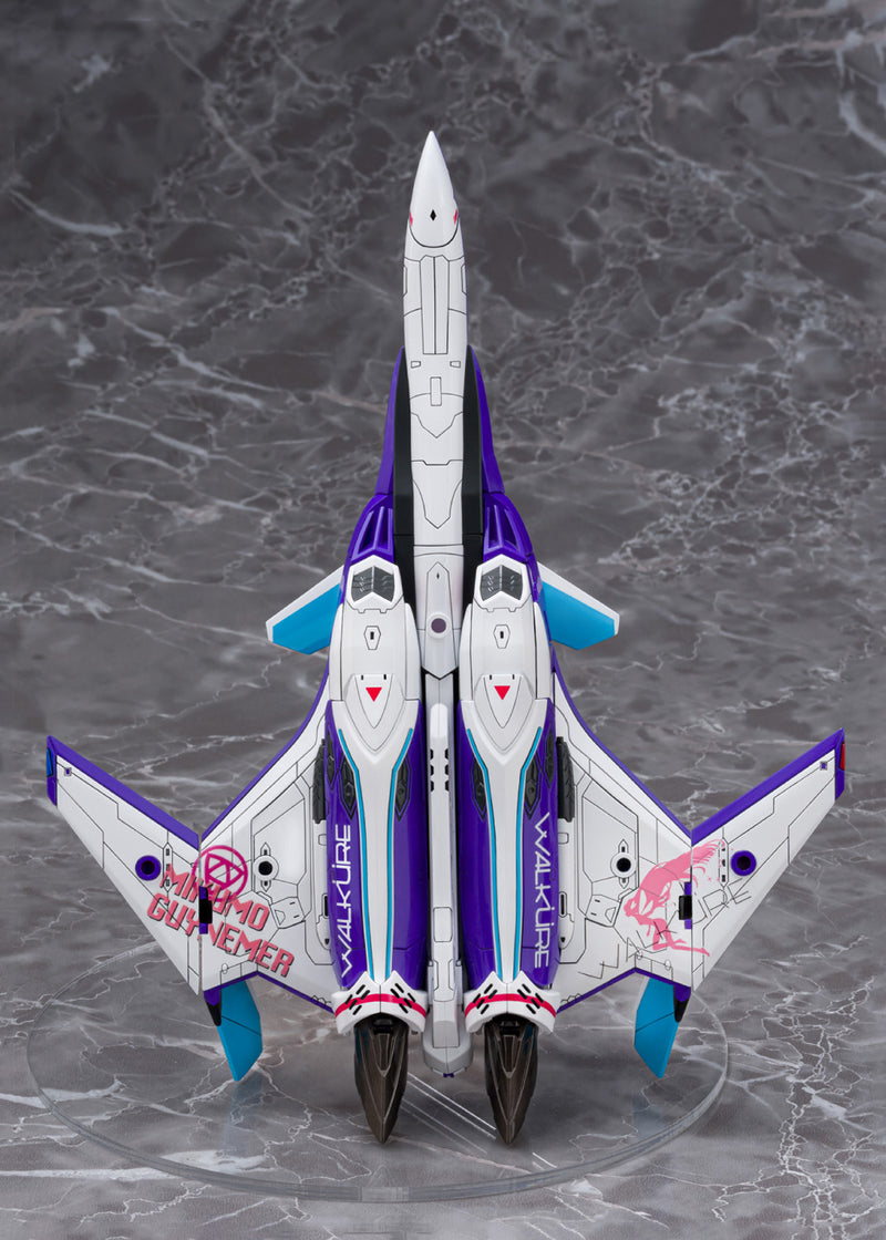 PRE-ORDER: V.F.G. "Macross Delta" VF-31J Siegfried Mikumo Guynemer