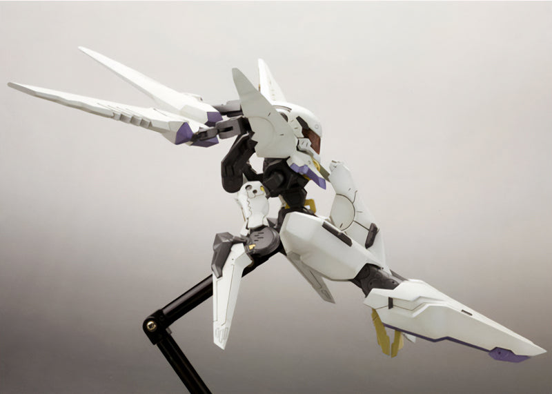 PRE-ORDER: Zone of the Enders: Anubis - Vic Viper