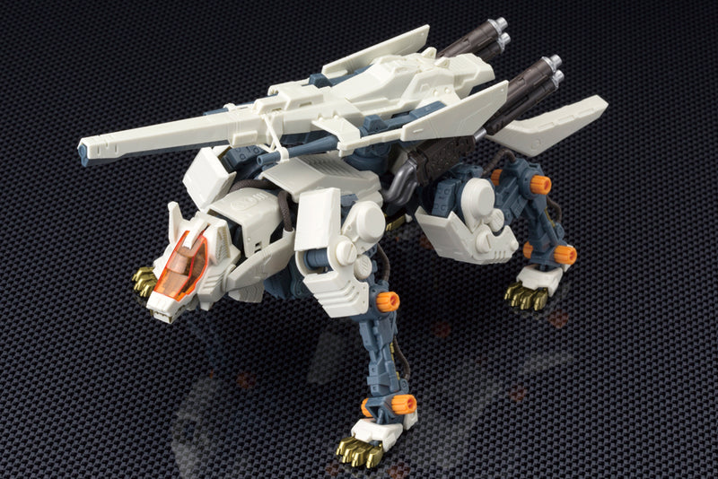 PRE-ORDER: Zoids 1/72 HMM  RZ-009 Command Wolf AC & LC Marking Plus Ver.