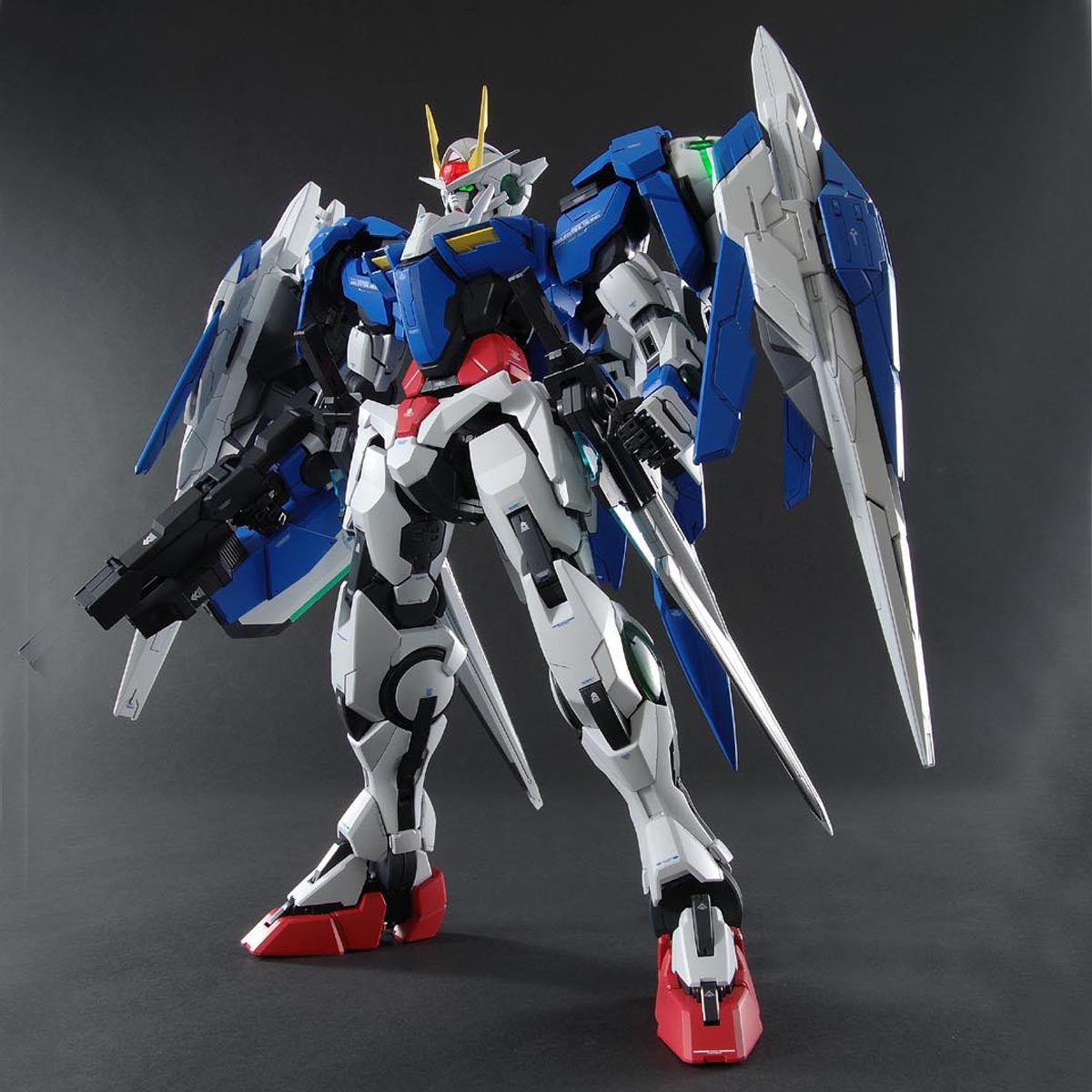 ゆ*り様 PG 00 RAISER 1/60 スケール Bandai Hobby Gundam 00 Raiser Perfect Grade PG 1/60 Scale