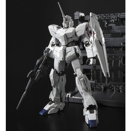 MG 1/100 RX-0 Unicorn Gundam HD Color + MS Cage
