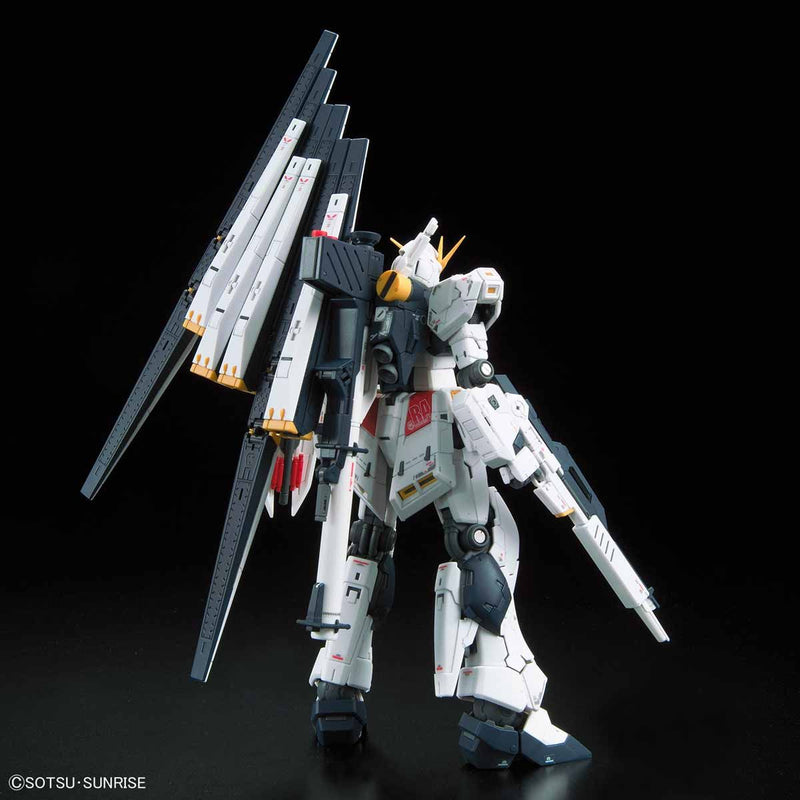 Bandai Gundam RG #32 RX-93 Nu Gundam Real Grade 1/144 Model Kit Brand New