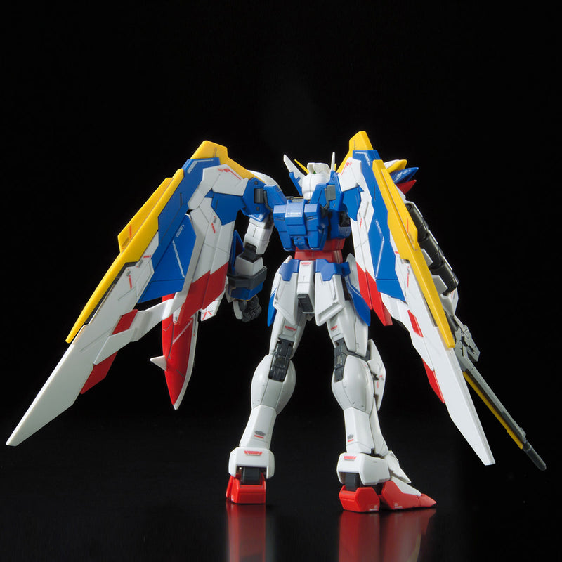 Gundam Wing: Endless Waltz #17 Wing Gundam Zero Real Grade Model Kit