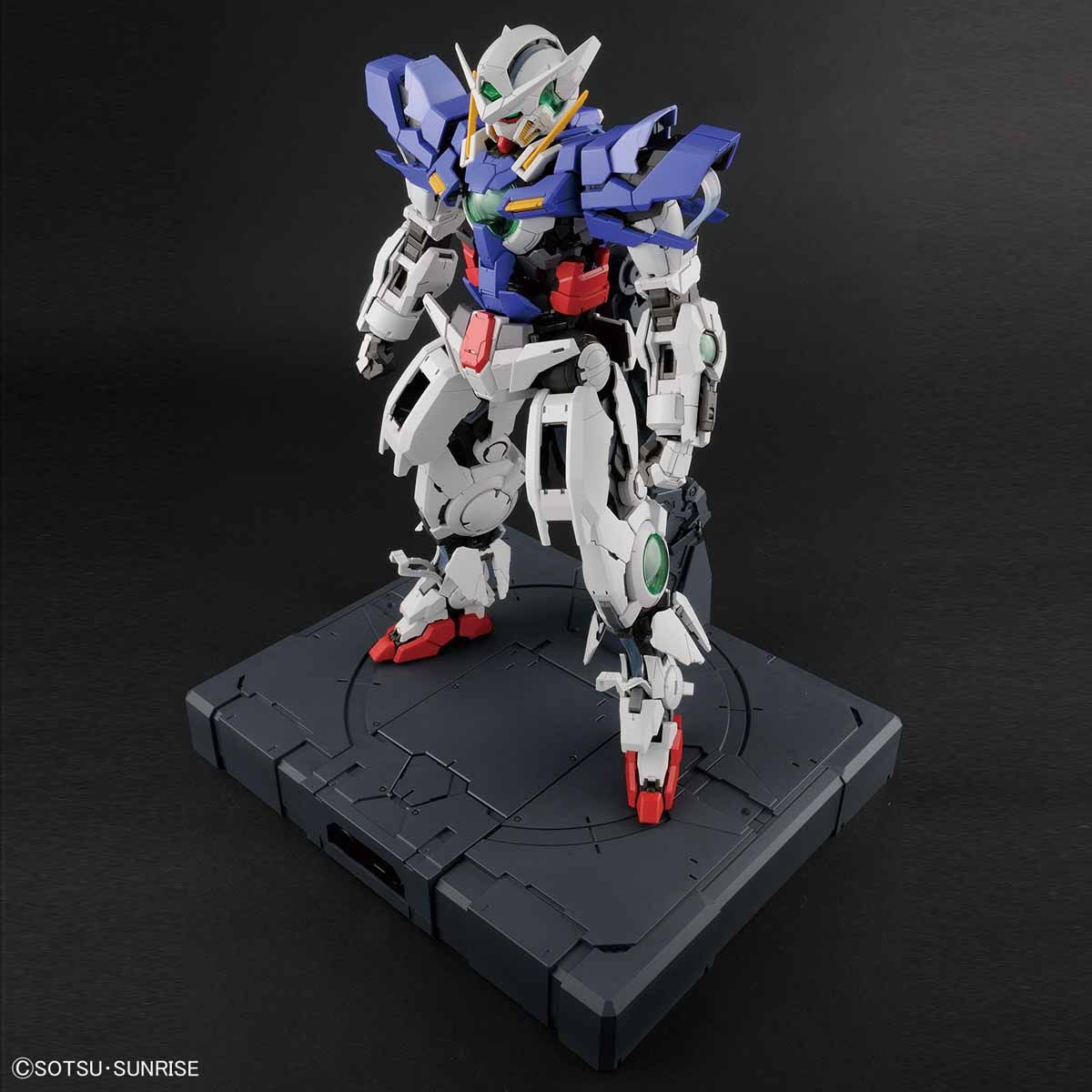 PG GUNDAM EXIA 1/60 エクシア Amazon.com: BANDAI Hobby PG 1/60 GN-001 Gundam Exia Model